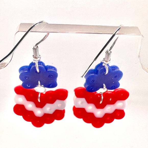 USA Earrings - 4th of July Earrings - American Flag Earrings - Patriotic Earring - Picture 3 of 5